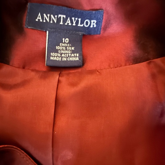 Vintage Ann Taylor Burgundy Silk Jacket & Vest Size 10 - Picture 8 of 10